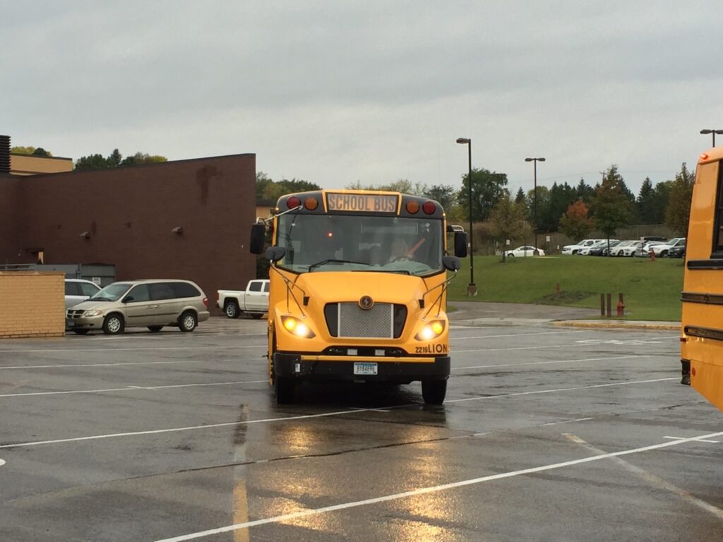 Electric school bus